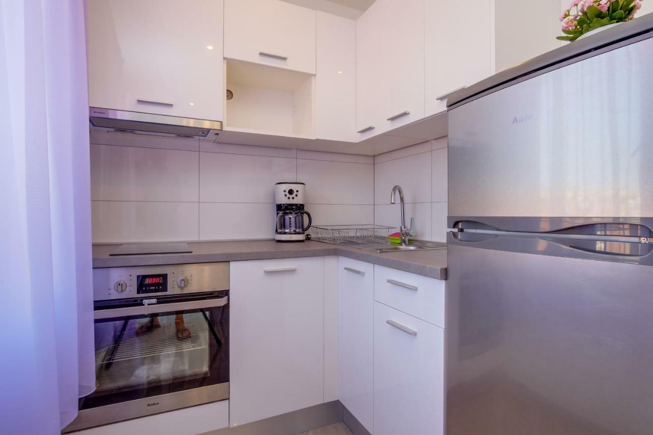 מאלי לוסיניי Apartmani Beatrice מראה חיצוני תמונה