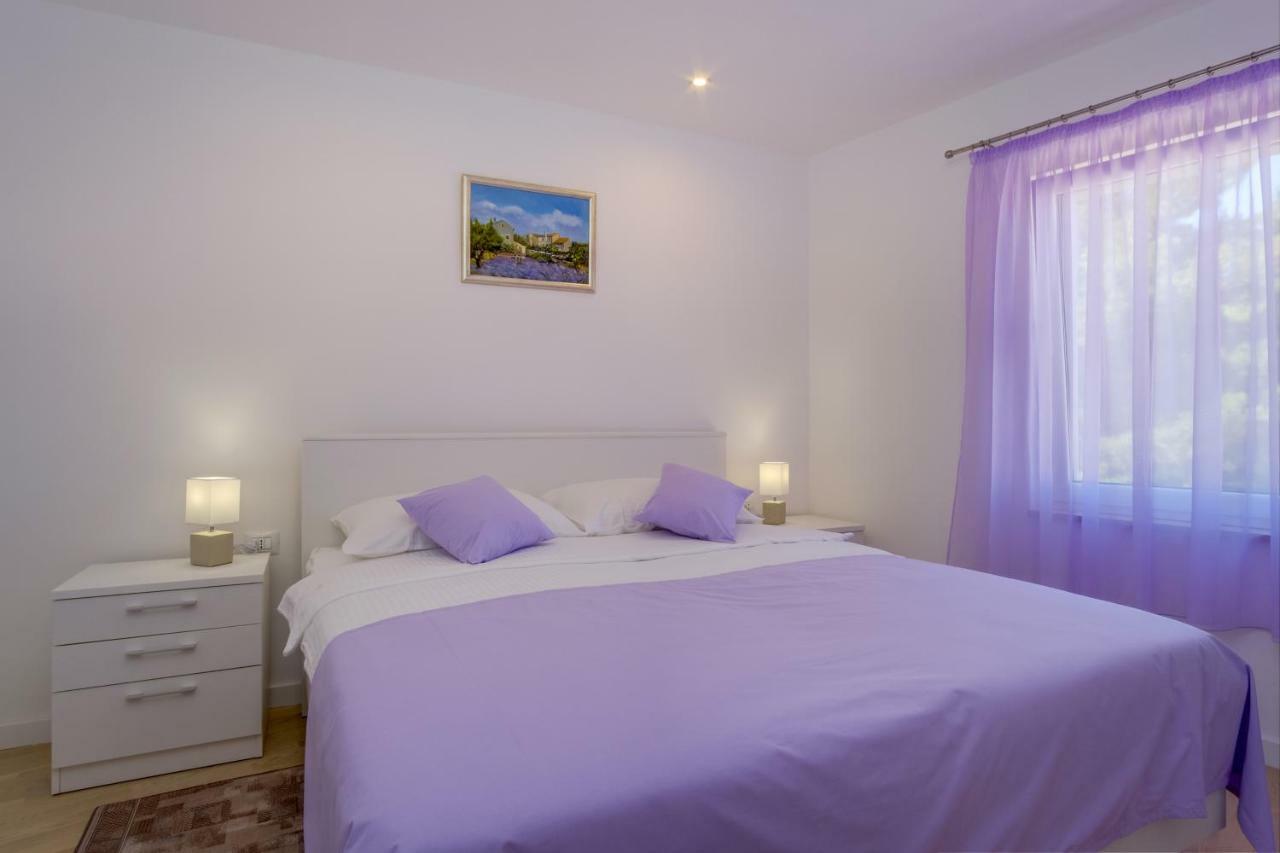 מאלי לוסיניי Apartmani Beatrice מראה חיצוני תמונה